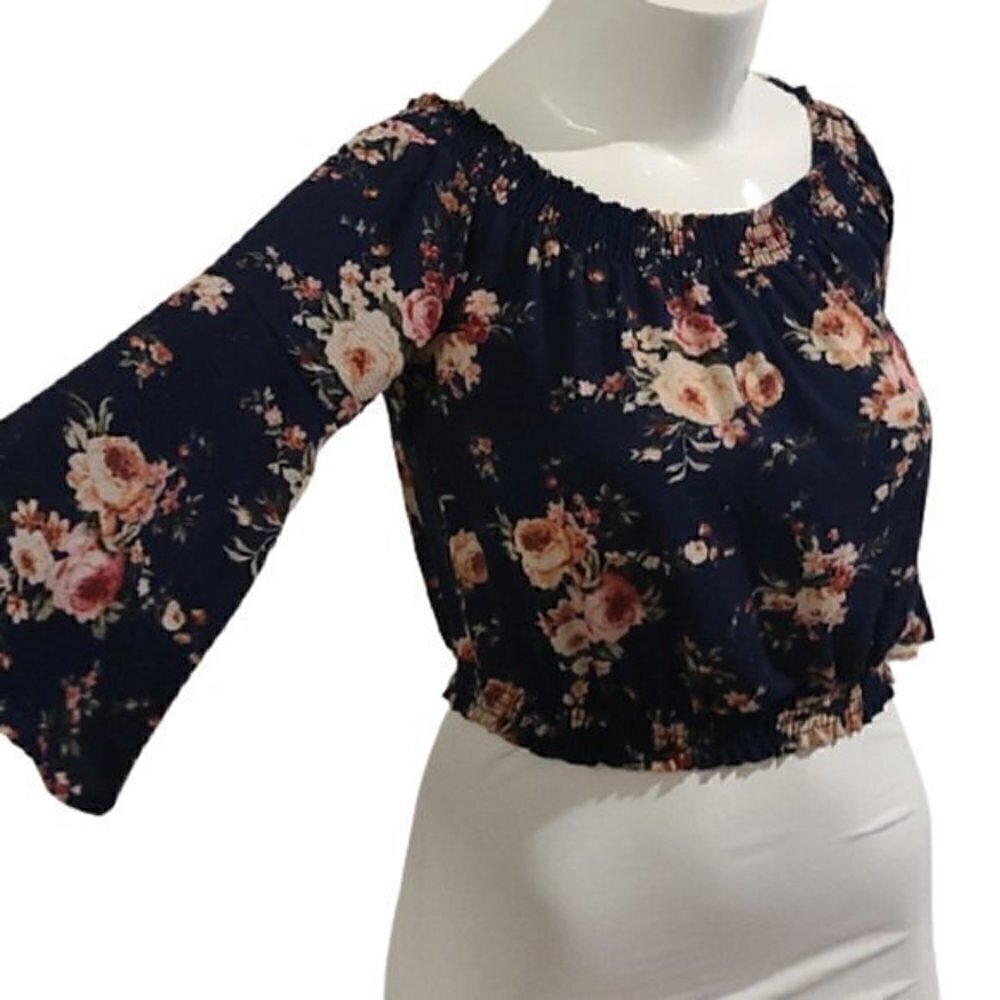 [Belinda] Off the Shoulder Blouse - Size M - Picture 2 of 8